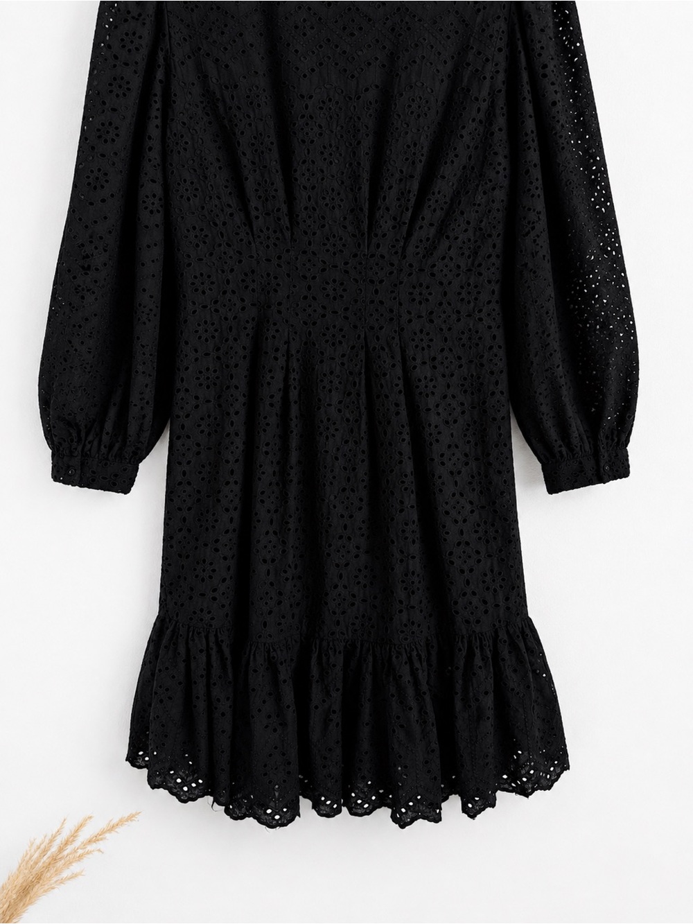 Veronica Beard Black Eyelet Cotton Mini Dress Size 2 Puff Sleeve - Picture 13 of 13